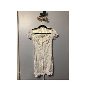 Puffy sleeve Bardot dress with front tie